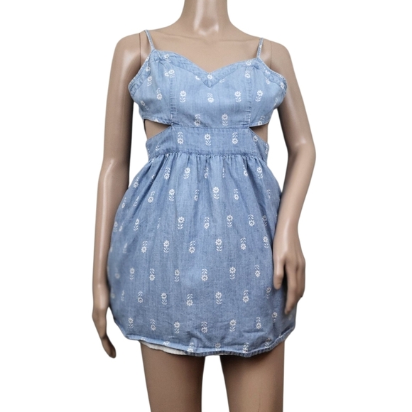 Abercrombie & Fitch Floral Dress Cut Out Denim Dress - Picture 1 of 5